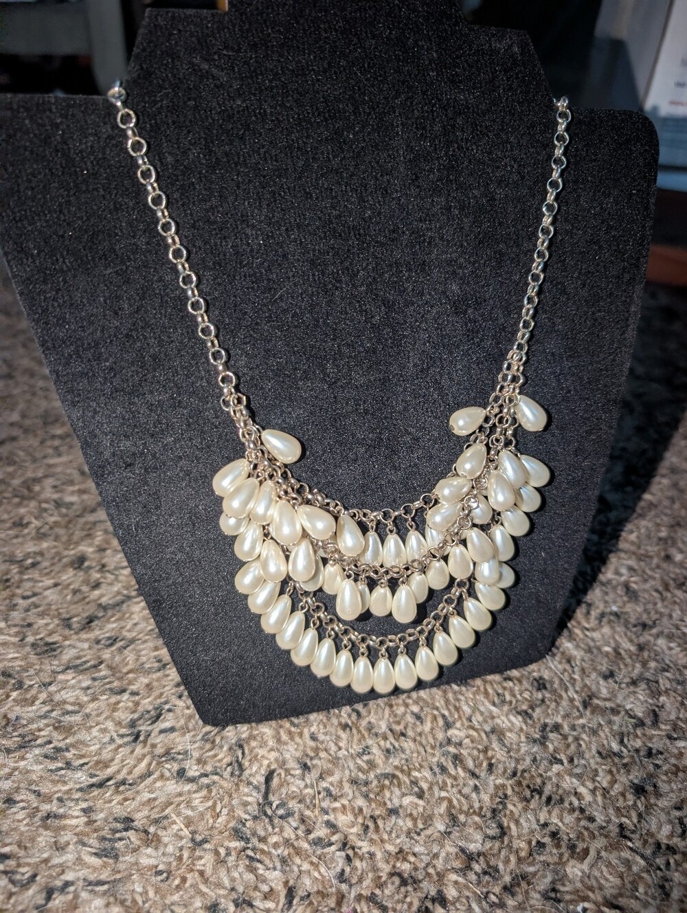 Elegant Faux Pearl Teardrop Cascade Necklace